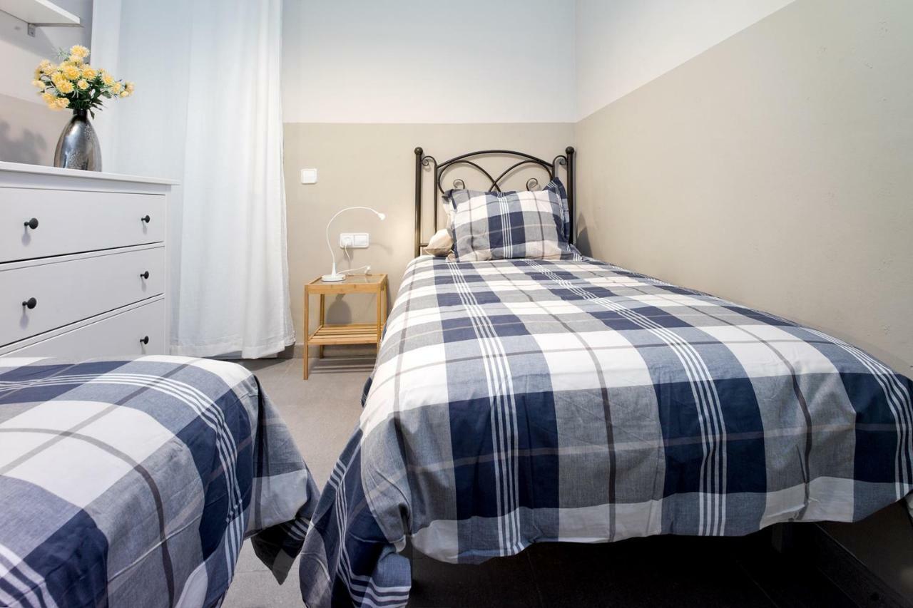 Apartamento Con Terraza, Balcon De Barcelona Esplugues de Llobregat